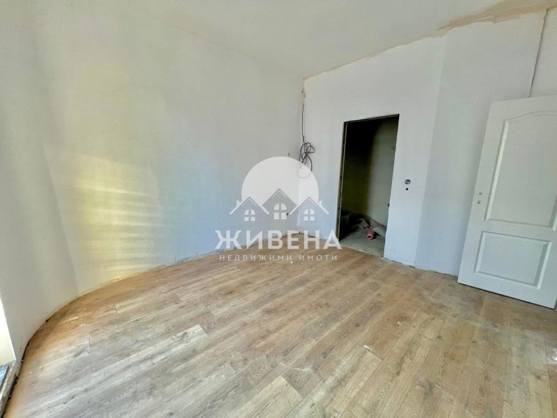 Продава 3-СТАЕН, гр. Варна, м-т Долна Трака, снимка 12 - Aпартаменти - 49545096