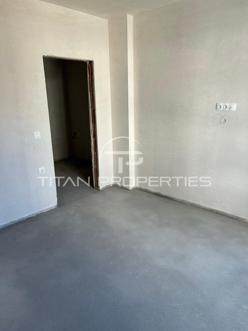 Продава 3-СТАЕН, гр. Пловдив, Остромила, снимка 3 - Апартаменти - 52824703