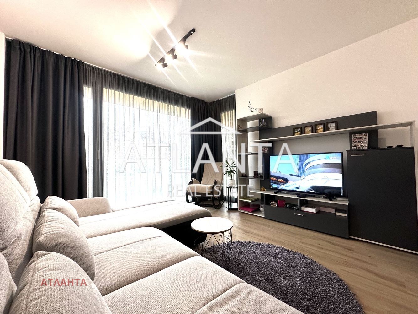 Продава 2-СТАЕН, гр. Варна, к.к. Св.Св. Константин и Елена, снимка 2 - Апартаменти - 53813197