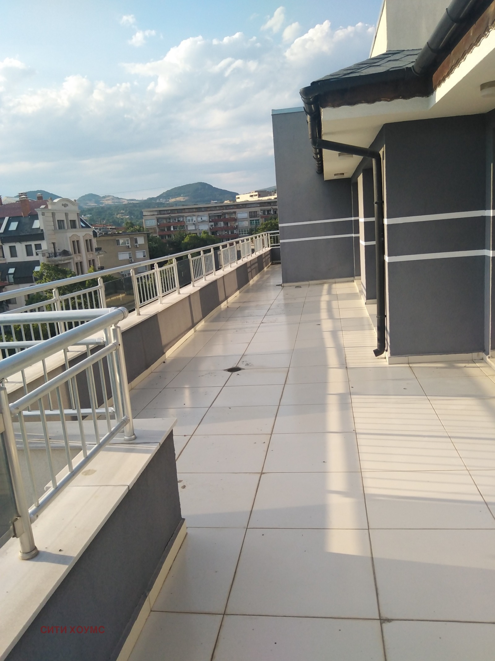 Продава МНОГОСТАЕН, гр. Кърджали, Център, снимка 2 - Апартаменти - 51278232