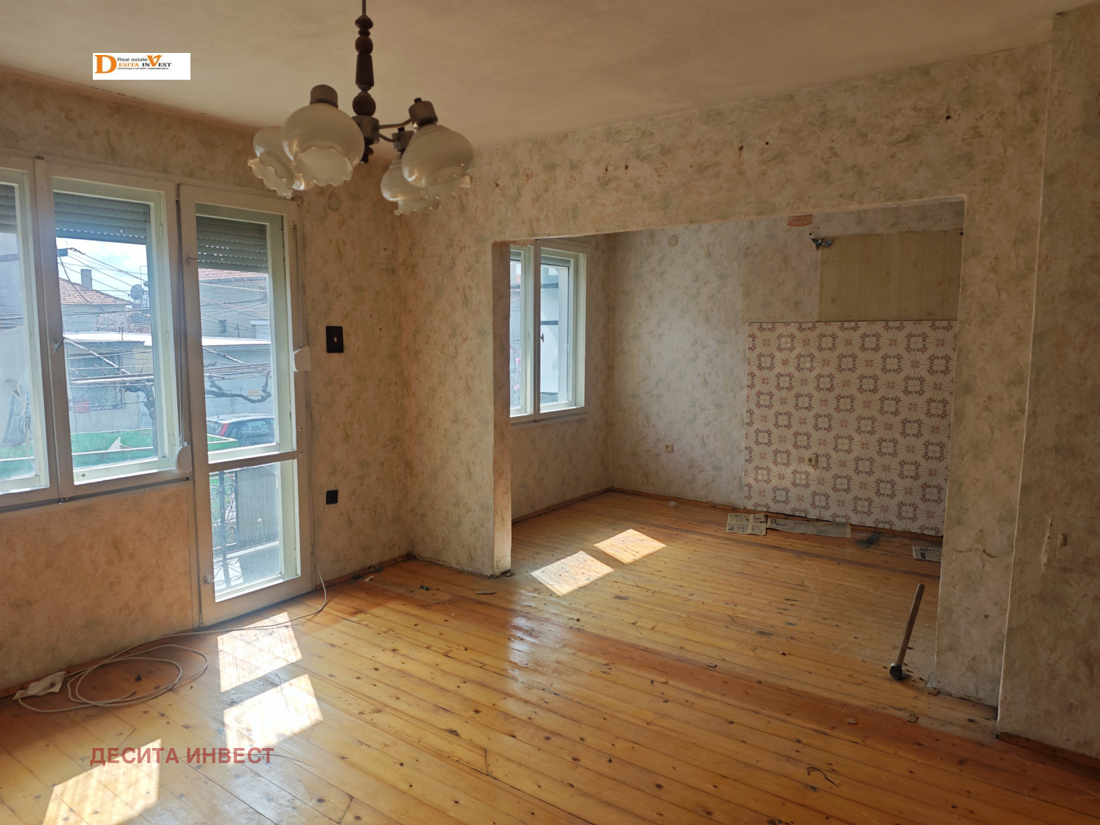 Продава КЪЩА, гр. Аксаково, област Варна, снимка 13 - Къщи - 53896185