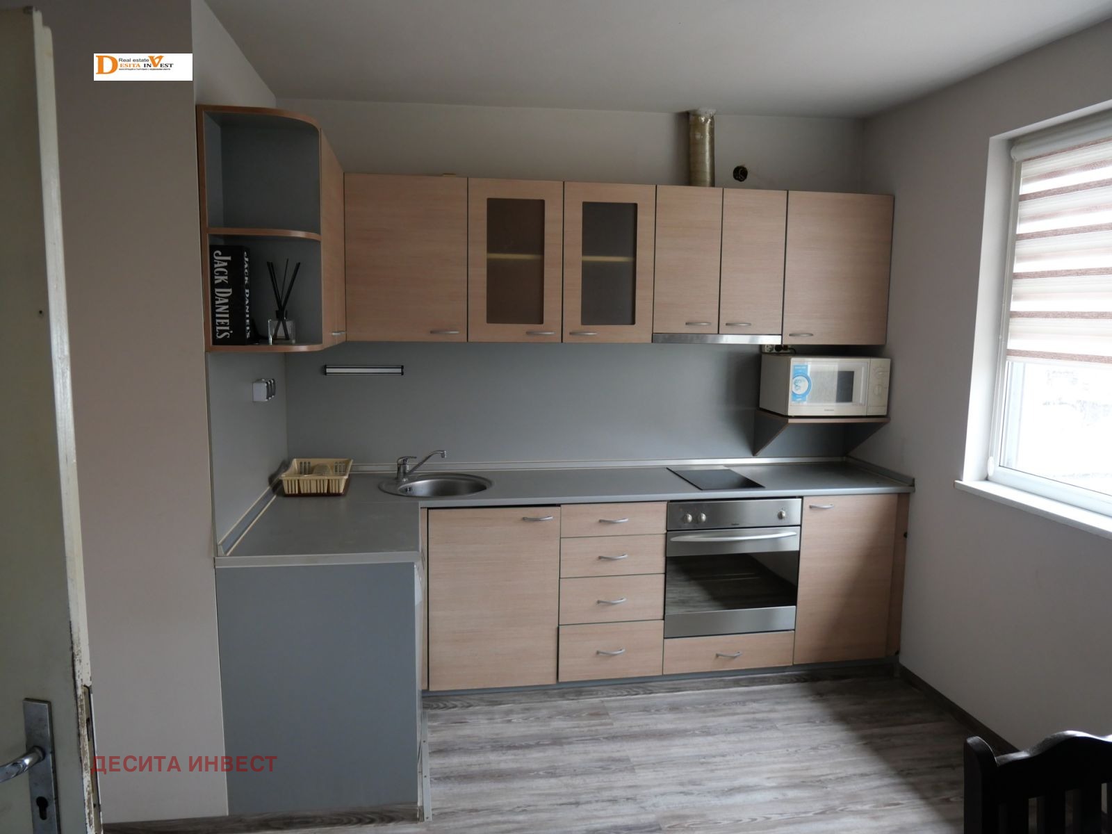 Продава КЪЩА, гр. Аксаково, област Варна, снимка 2 - Къщи - 53896185