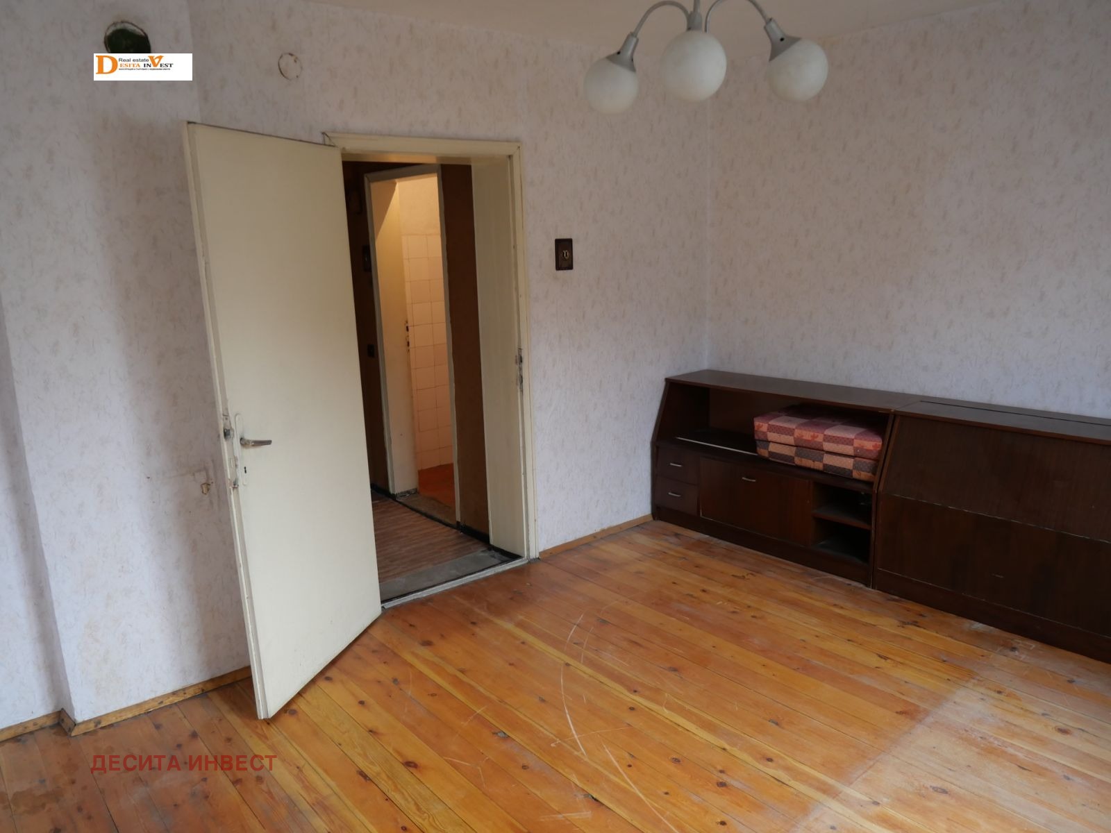 Продава КЪЩА, гр. Аксаково, област Варна, снимка 11 - Къщи - 53896185