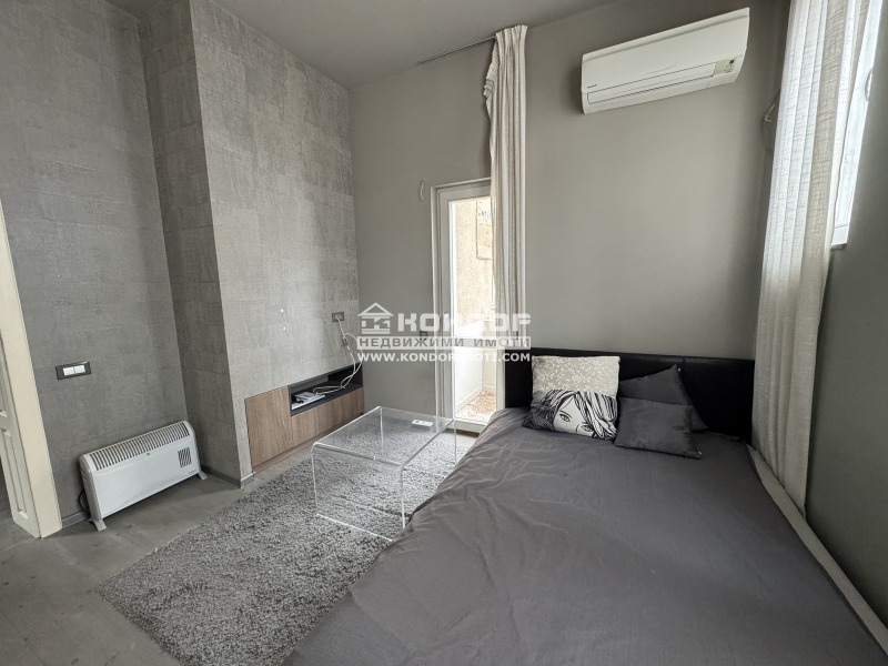 De vânzare  1 dormitor Plovdiv , Țentâr , 72 mp | 68268721 - imagine [3]