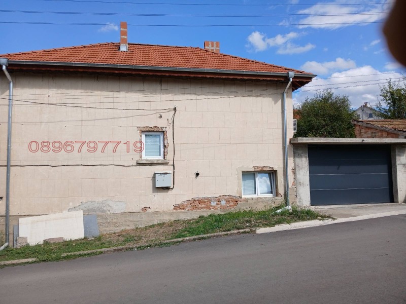 Продава КЪЩА, с. Боденец, област Враца