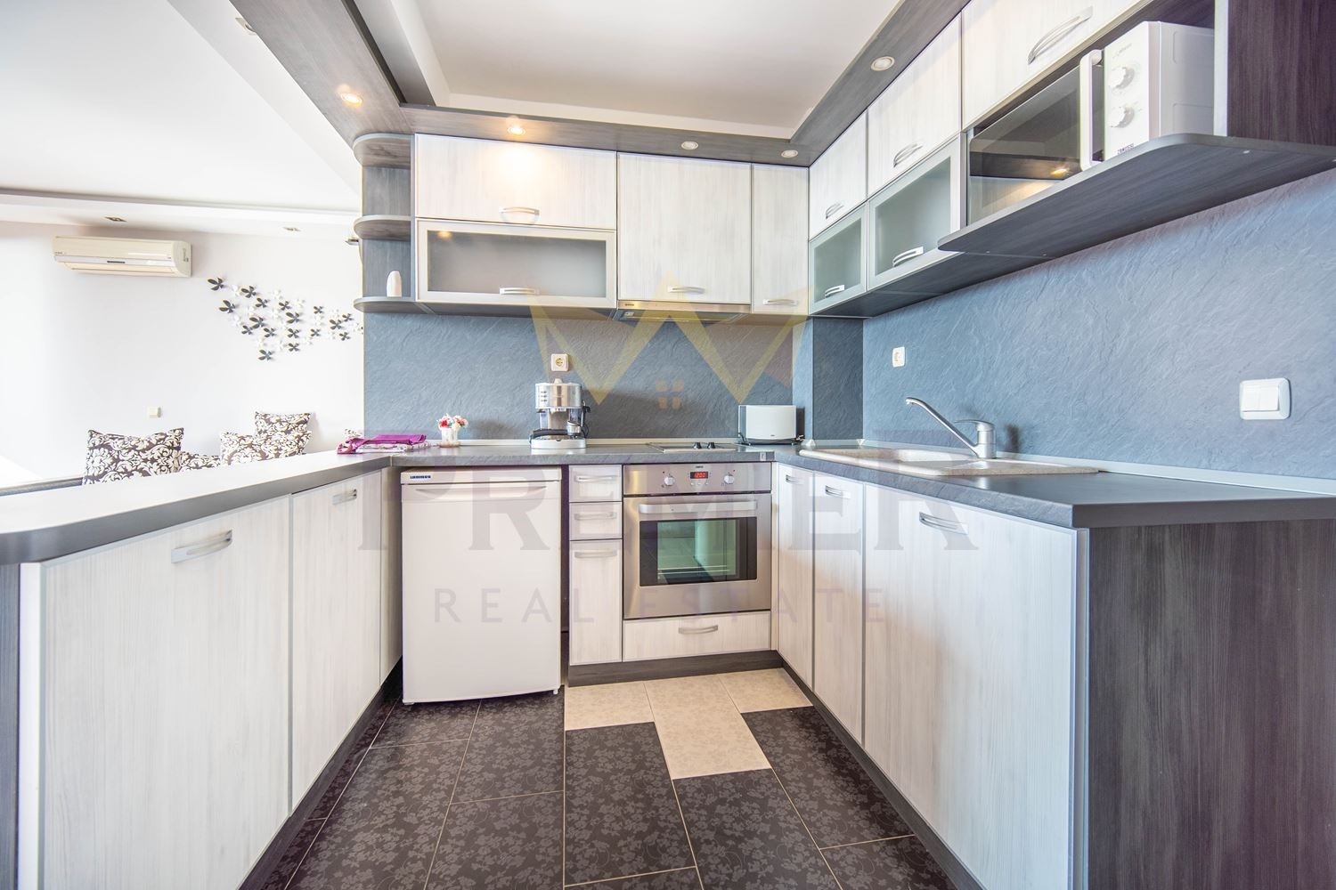 Продава 2-СТАЕН, гр. Каварна, област Добрич, снимка 6 - Апартаменти - 54076631