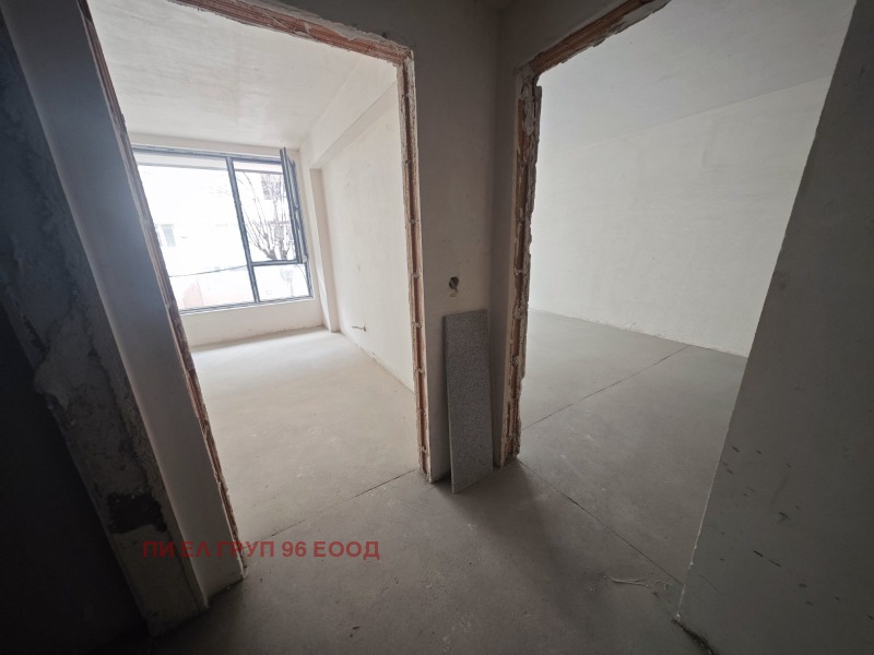 In vendita  1 camera da letto Sofia , Zona B-18 , 61 mq | 33027362 - Immagine [3]