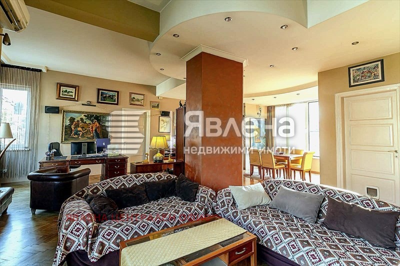 Продава 3-СТАЕН, гр. София, Център, снимка 5 - Апартаменти - 53788196