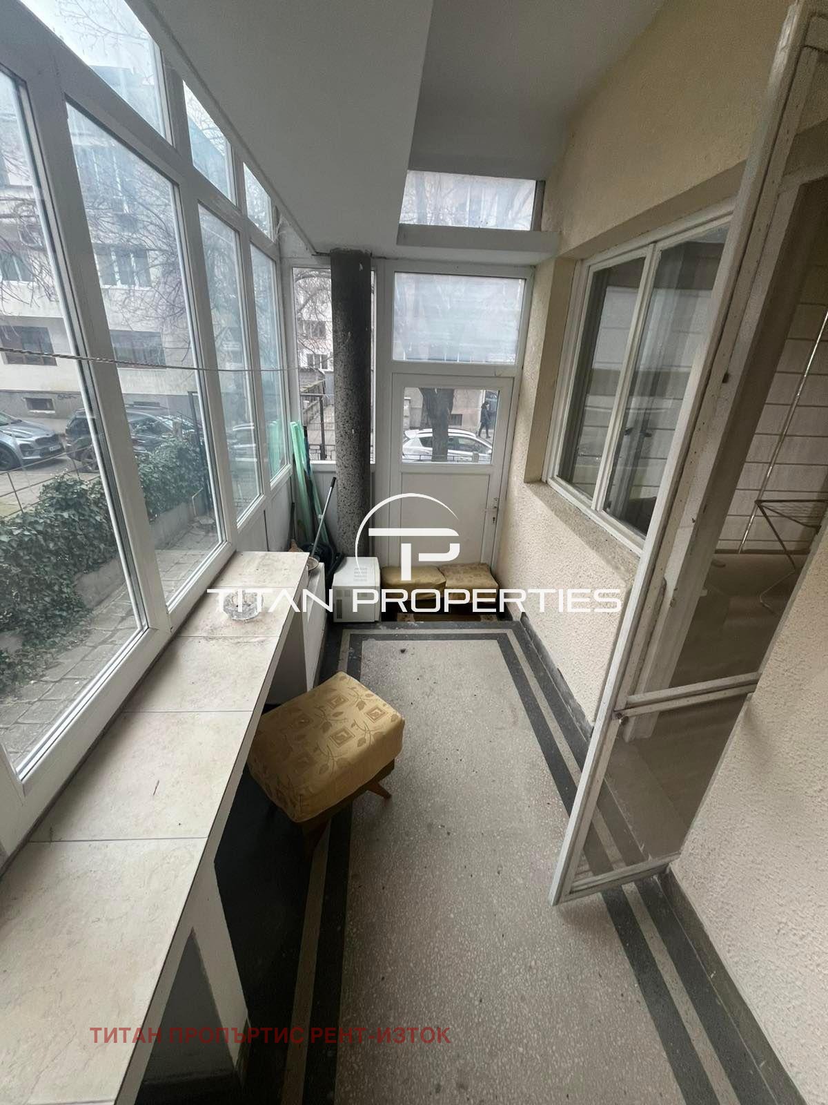 Продава МНОГОСТАЕН, гр. Бургас, Център, снимка 4 - Апартаменти - 53629956