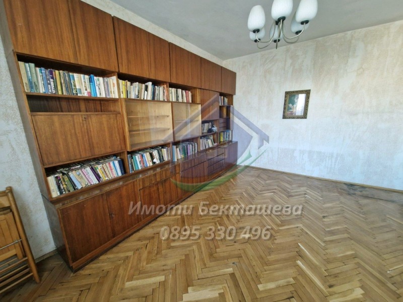Продава  3-стаен град Русе , Център , 91 кв.м | 85670874 - изображение [2]