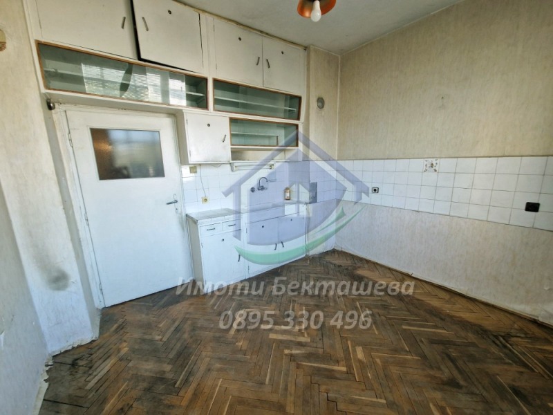 Продава  3-стаен град Русе , Център , 91 кв.м | 85670874 - изображение [12]