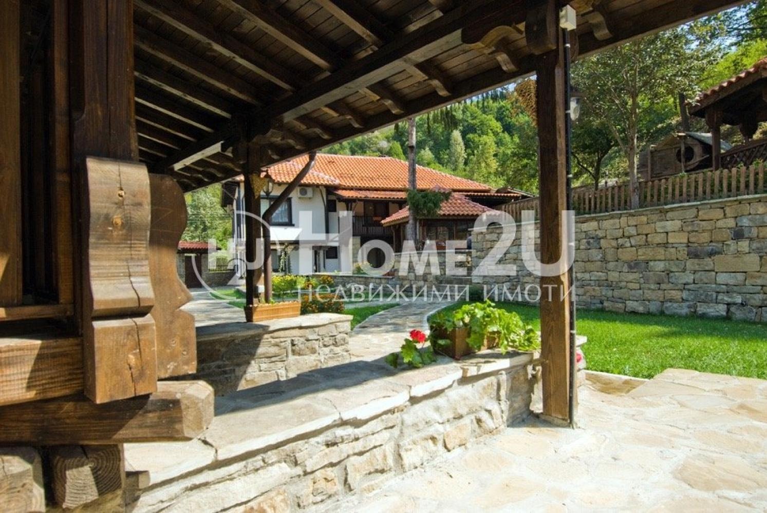 Продава ХОТЕЛ, с. Радевци, област Габрово, снимка 5 - Хотели - 54767190