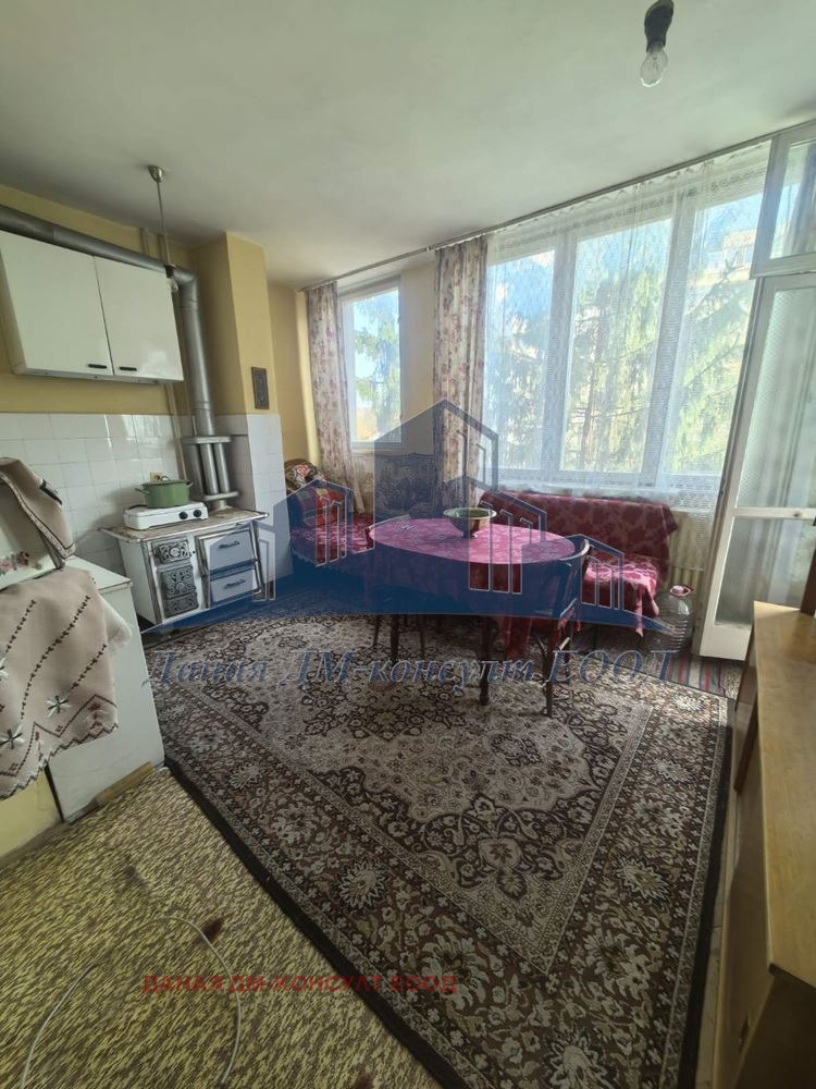 Продава 3-СТАЕН, гр. Шумен, Тракия