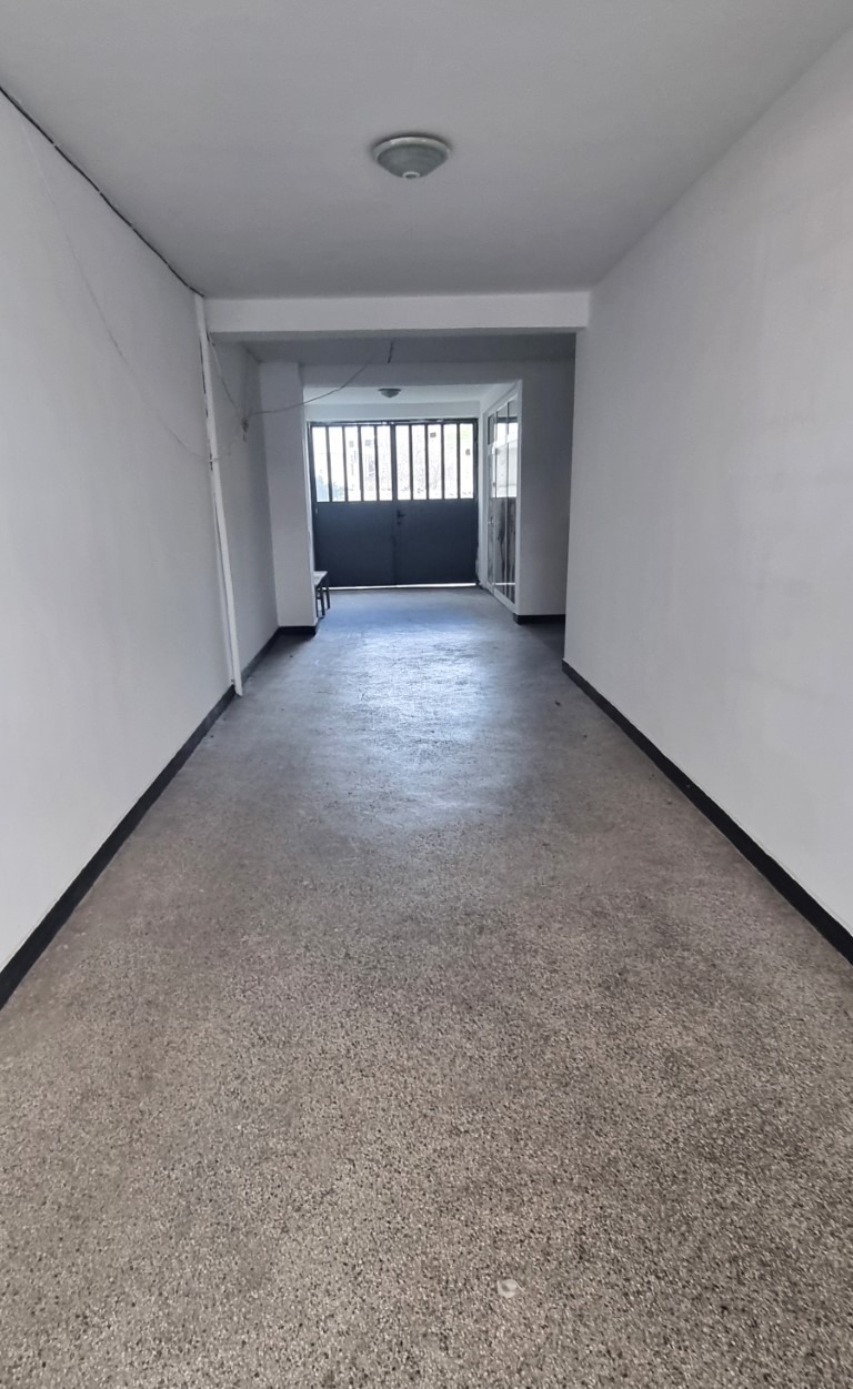 Продава МНОГОСТАЕН, гр. Бургас, Възраждане, снимка 16 - Апартаменти - 54135847