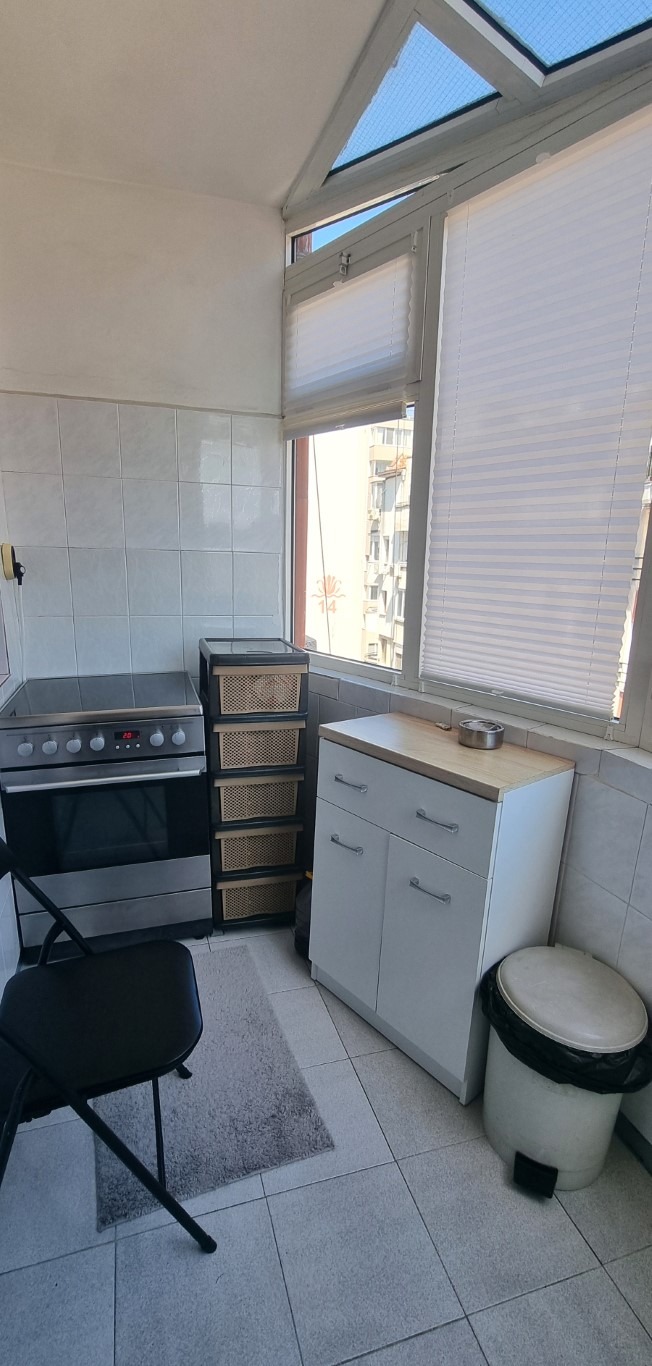 Продава МНОГОСТАЕН, гр. Бургас, Възраждане, снимка 6 - Апартаменти - 54135847