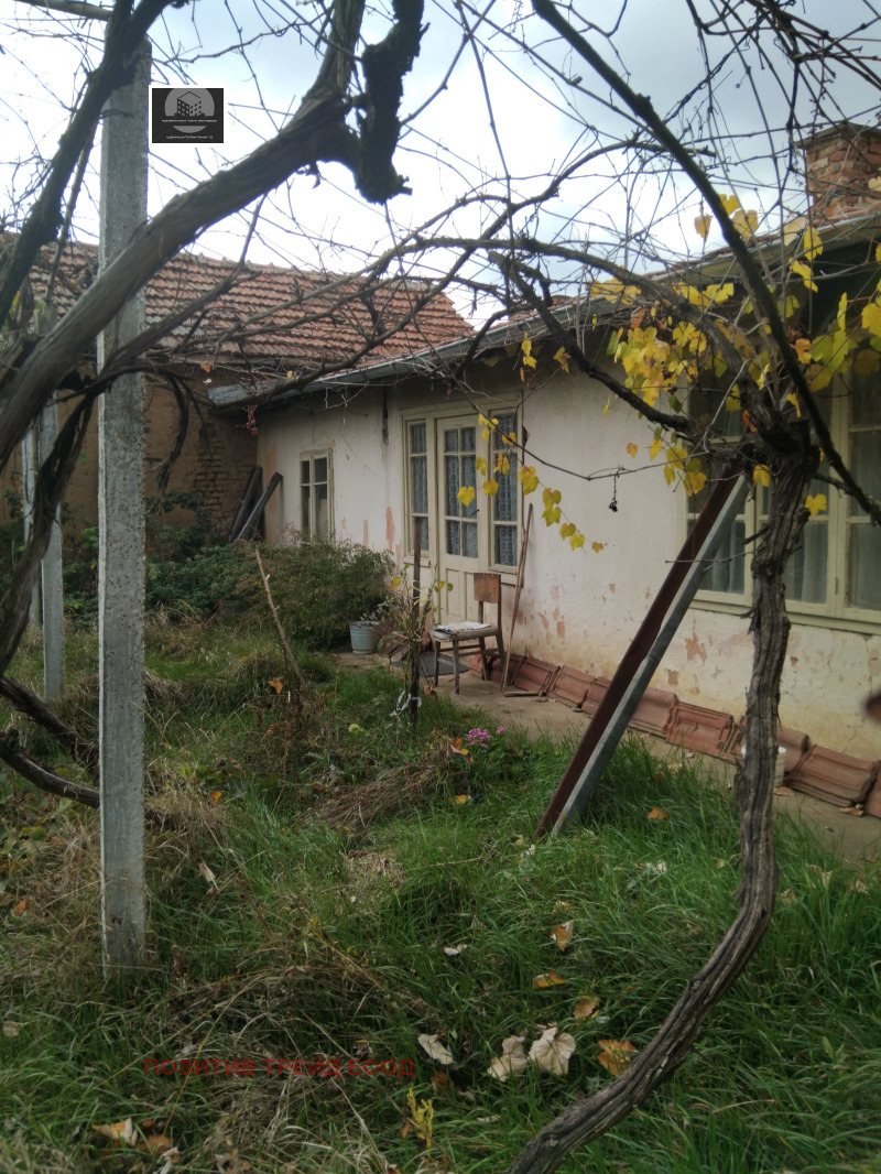 Продава КЪЩА, с. Багренци, област Кюстендил, снимка 3 - Къщи - 52092271