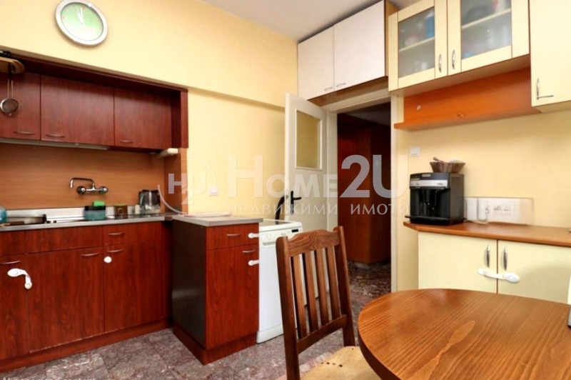 Продава 3-СТАЕН, гр. София, Иван Вазов, снимка 6 - Апартаменти - 52810675