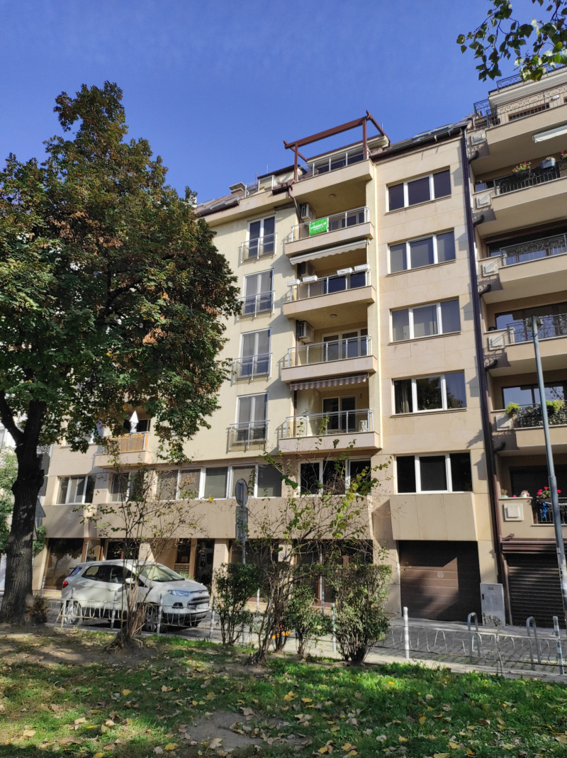 En venta  3 dormitorios Sofia , Tsentar , 164 metros cuadrados | 23981853