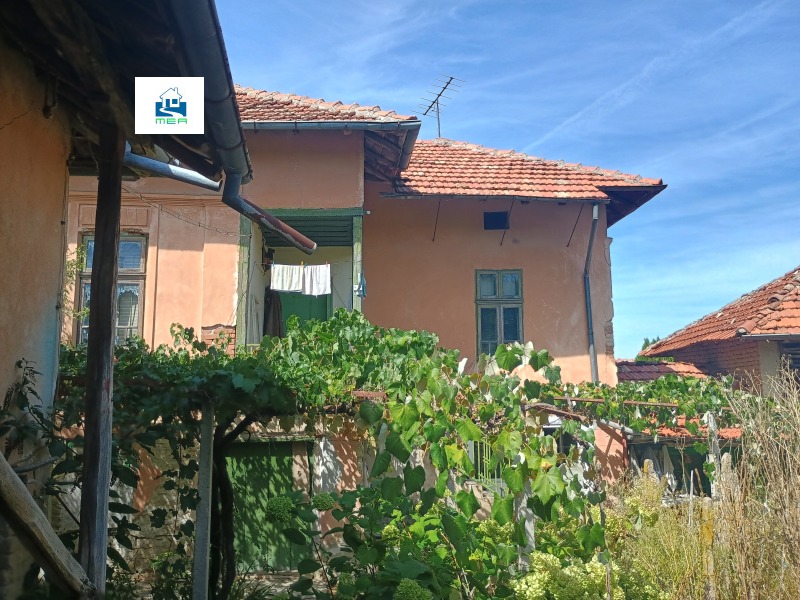 Продава КЪЩА, с. Николаево, област Плевен