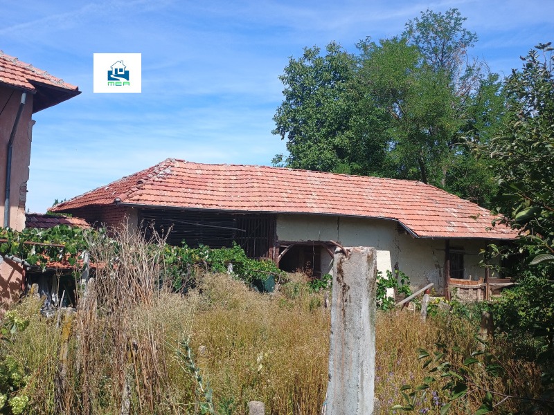 Продава КЪЩА, с. Николаево, област Плевен, снимка 2 - Къщи - 52616551