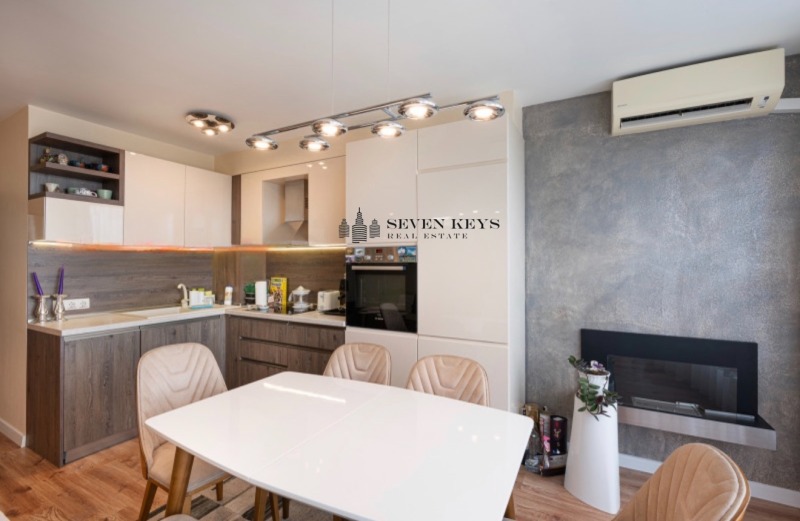 Продава 3-СТАЕН, гр. Варна, Бриз, снимка 2 - Апартаменти - 53416231