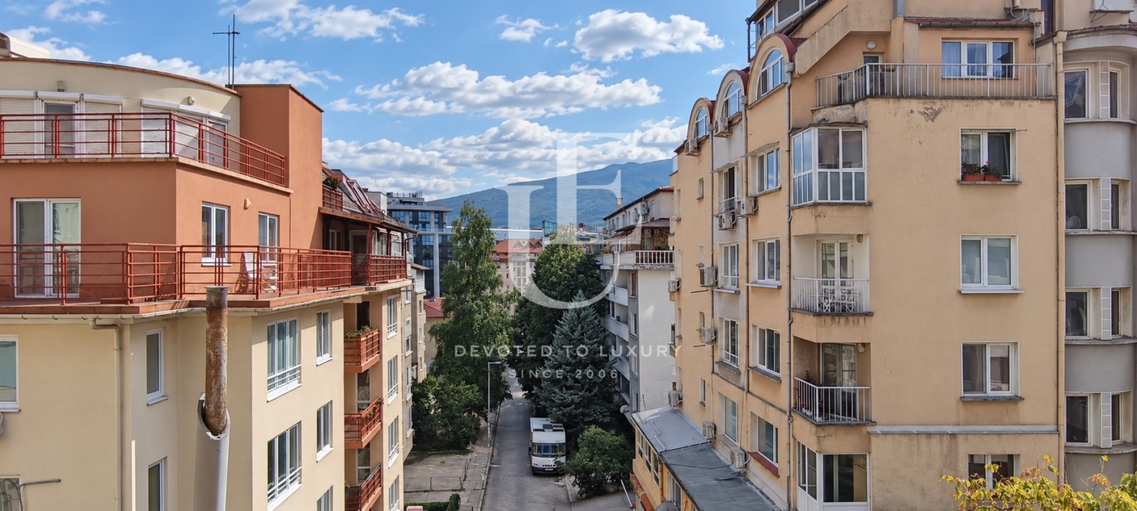 Продава 3-СТАЕН, гр. София, Лозенец, снимка 2 - Апартаменти - 56104627