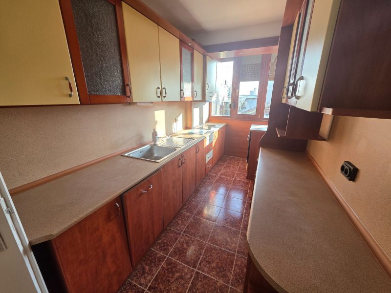 Продава 4-СТАЕН в град Бургас, Възраждане - 104 кв.м / 289 000 € » 565 234.87 лв., ДИЛЕНАХОУМ