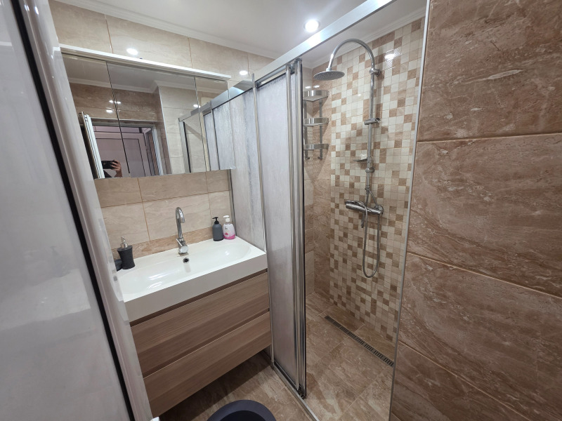 Продава 4-СТАЕН, гр. Бургас, Възраждане, снимка 4 - Апартаменти - 52184707