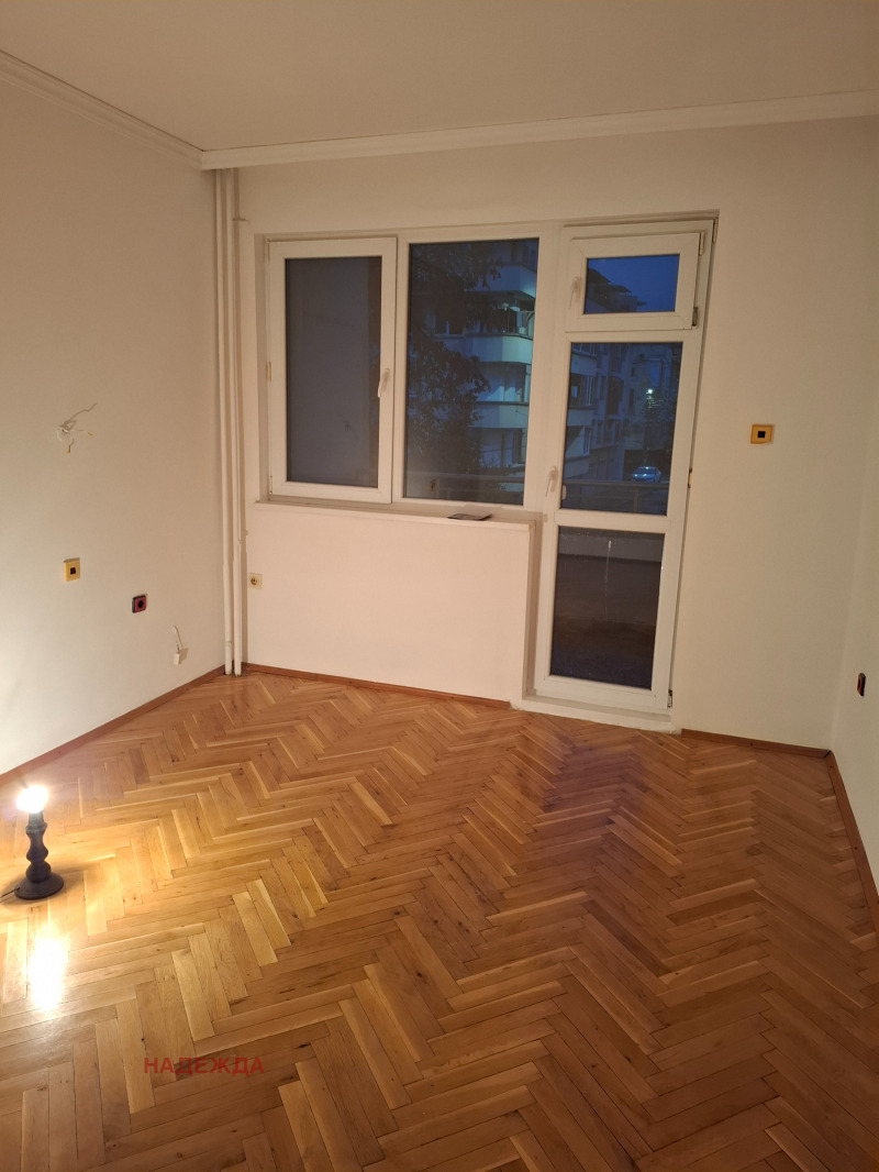 Продава 4-СТАЕН, гр. Плевен, Мара Денчева, снимка 11 - Апартаменти - 52601800