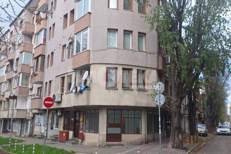 Продава МАГАЗИН, гр. Варна, Зимно кино Тракия