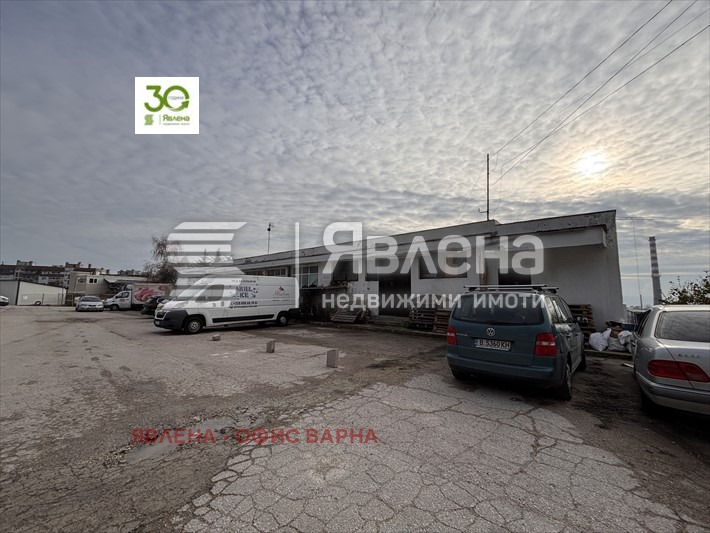 Продава ПРОМ. ПОМЕЩЕНИЕ, гр. Варна, Възраждане 4, снимка 8 - Производствени сгради - 53907020
