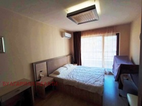 1 bedroom k.k. Zlatni pyasatsi, Varna 9