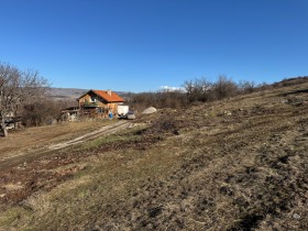 Парцел с. Долни Раковец, област Перник 1