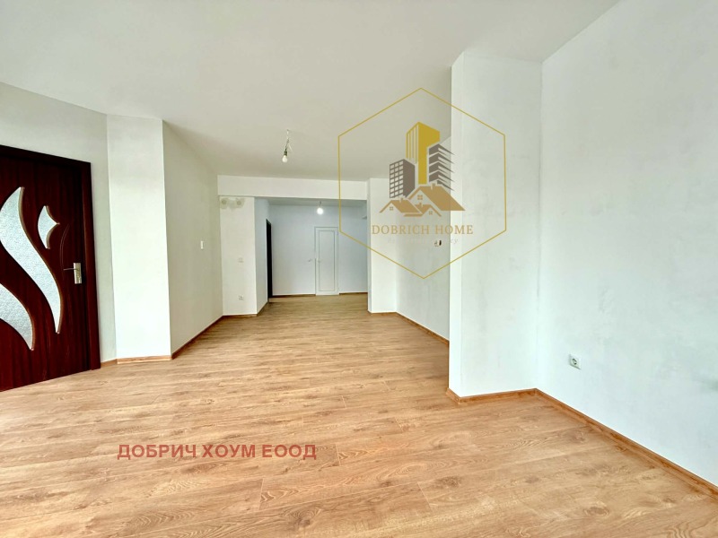 Продава 3-СТАЕН, гр. Добрич, Балик, снимка 4 - Апартаменти - 53436881