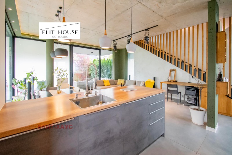 Na prodej  Dům Sofia , Bojana , 220 m2 | 32516206 - obraz [2]