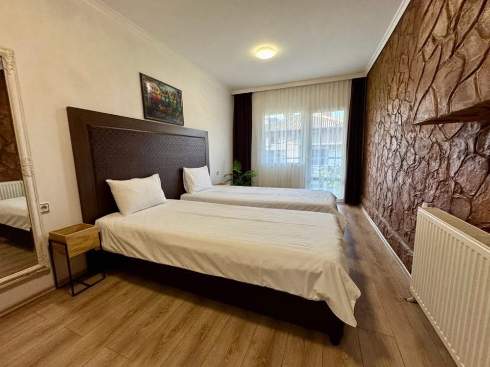 Продава ХОТЕЛ, гр. Чипровци, област Монтана, снимка 7 - Хотели - 53797620