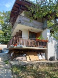 Продава КЪЩА, област Ловеч, гр. Троян • 75000 € • 68439336 — Holmes.bg