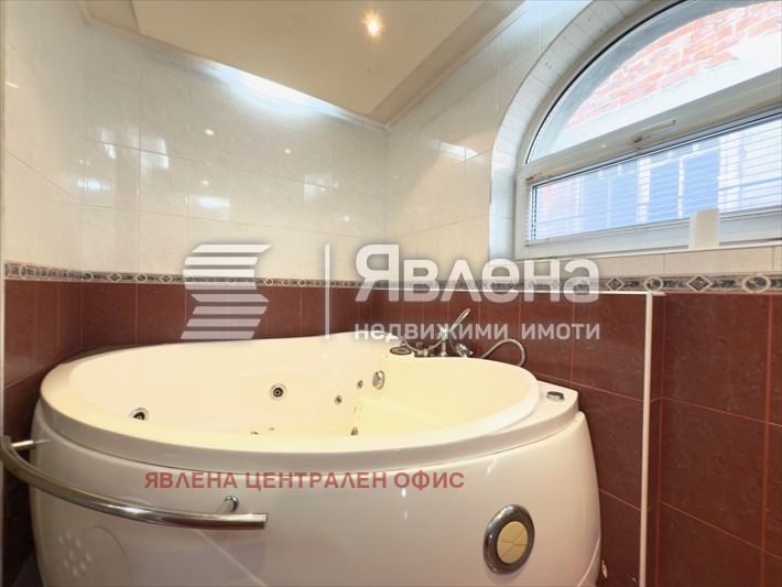 Продава 3-СТАЕН, гр. София, Център, снимка 11 - Апартаменти - 53713556