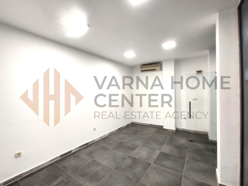 Te koop  Kantoor Varna , Tsentralna poshta , 20 m² | 41652704 - afbeelding [3]