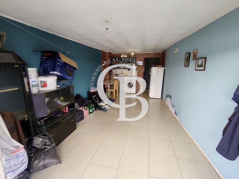 In vendita  Box auto Varna , Liatno kino Trakiia , 37 mq | 18674605