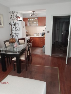 2 bedroom Karshiyaka, Plovdiv 1