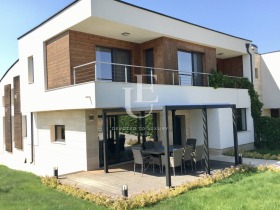 Casa Lozenets, región Burgas