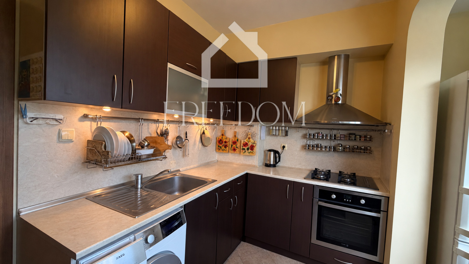 Продава 4-СТАЕН, гр. Варна, Левски 1, снимка 11 - Апартаменти - 56122078