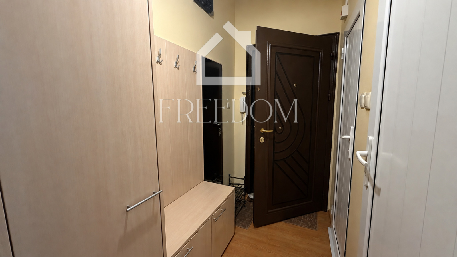Продава 4-СТАЕН, гр. Варна, Левски 1, снимка 12 - Апартаменти - 56122078