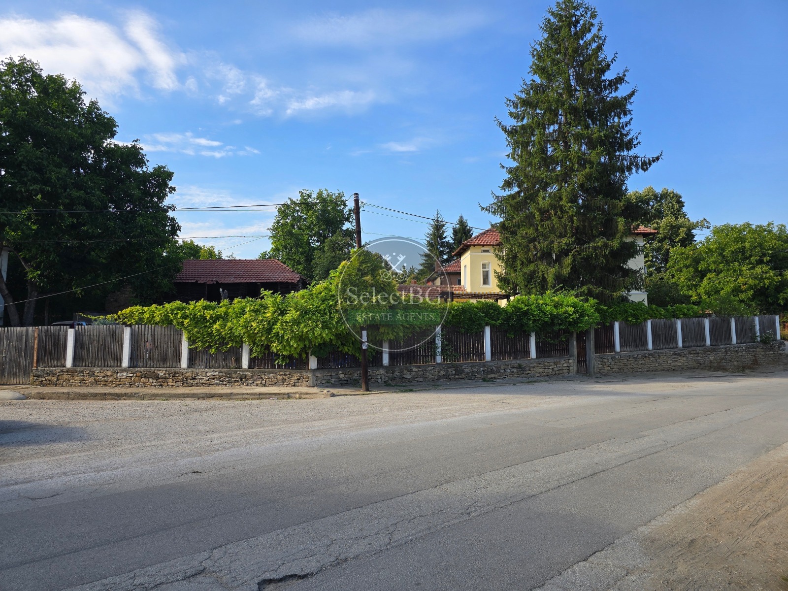 Продава КЪЩА, с. Добромирка, област Габрово, снимка 2 - Къщи - 56069508