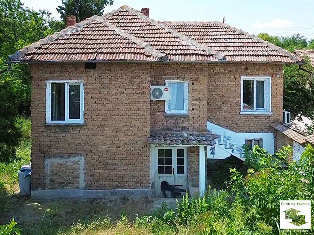 Продава КЪЩА, с. Овча могила, област Велико Търново