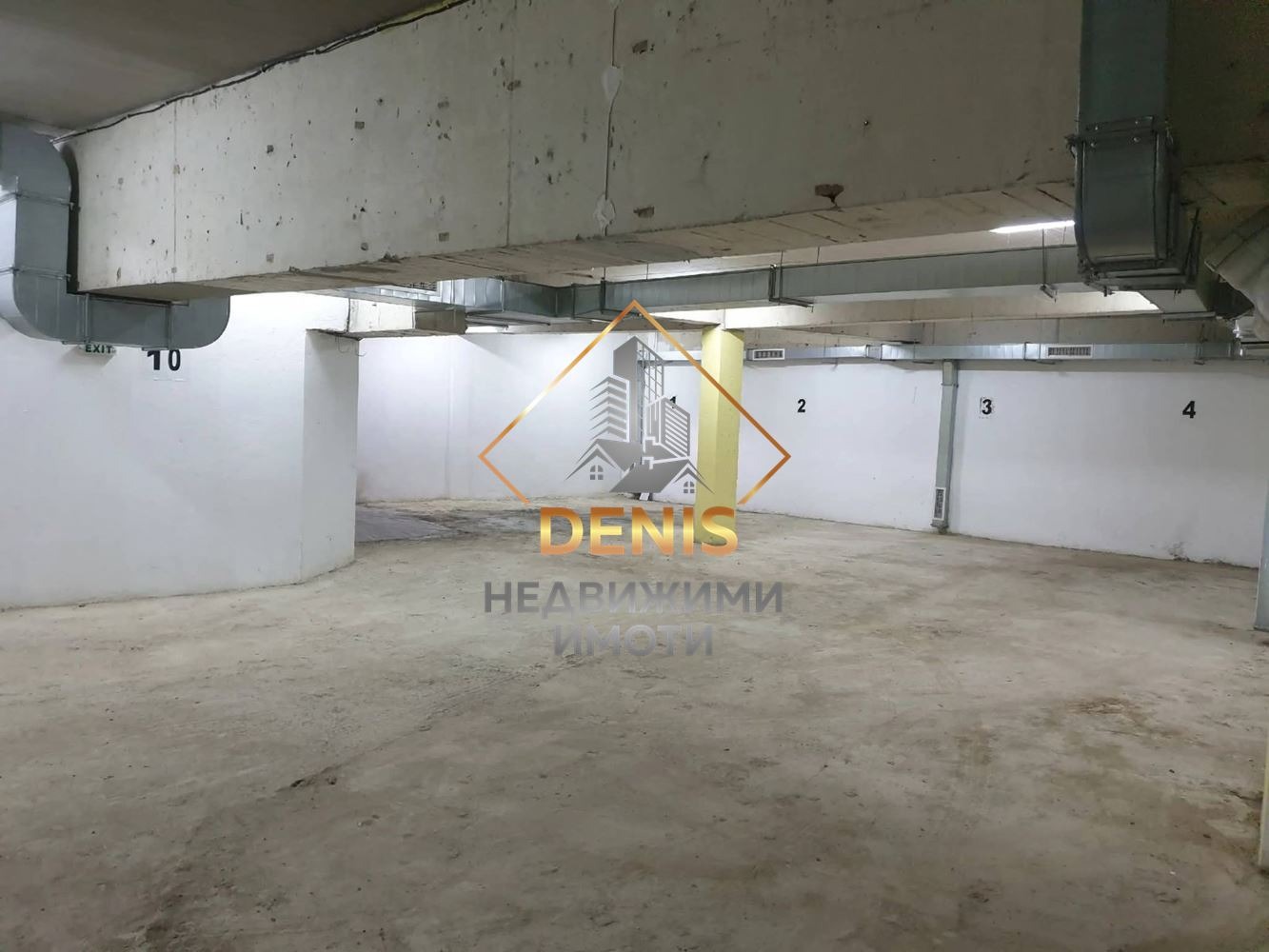 Продава ГАРАЖ, ПАРКОМЯСТО, гр. Варна, Аспарухово