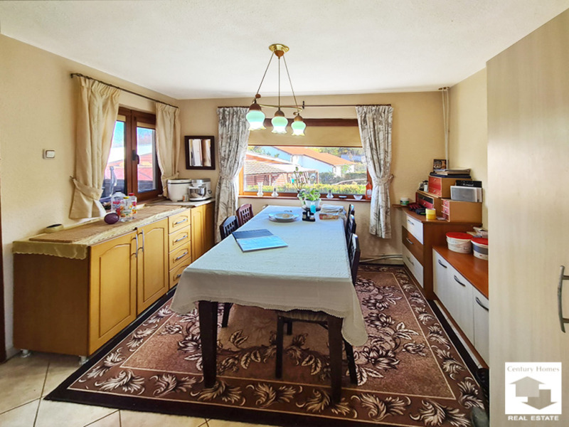 Продава КЪЩА, с. Столът, област Габрово, снимка 3 - Къщи - 52198279