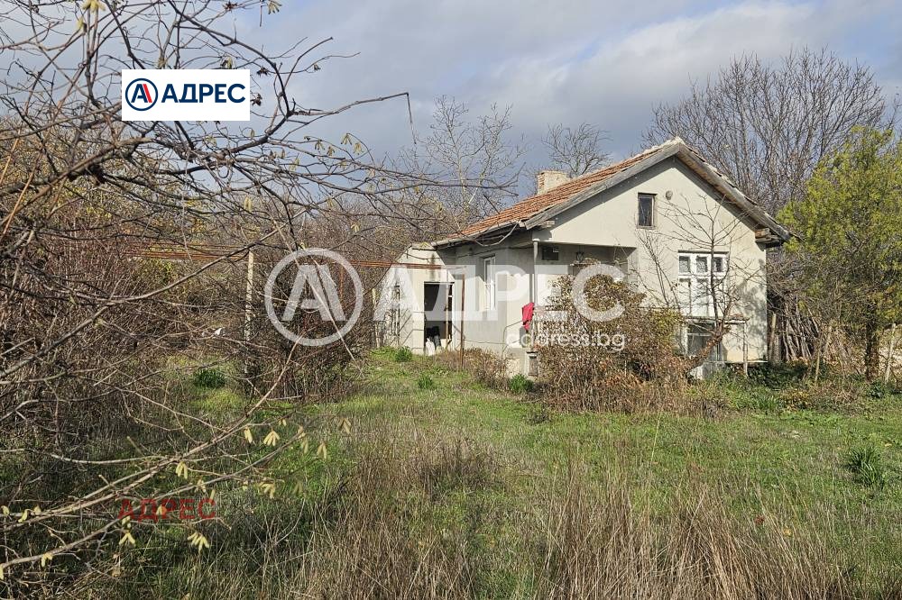 Продава КЪЩА, с. Осеново, област Варна, снимка 3 - Къщи - 56203807