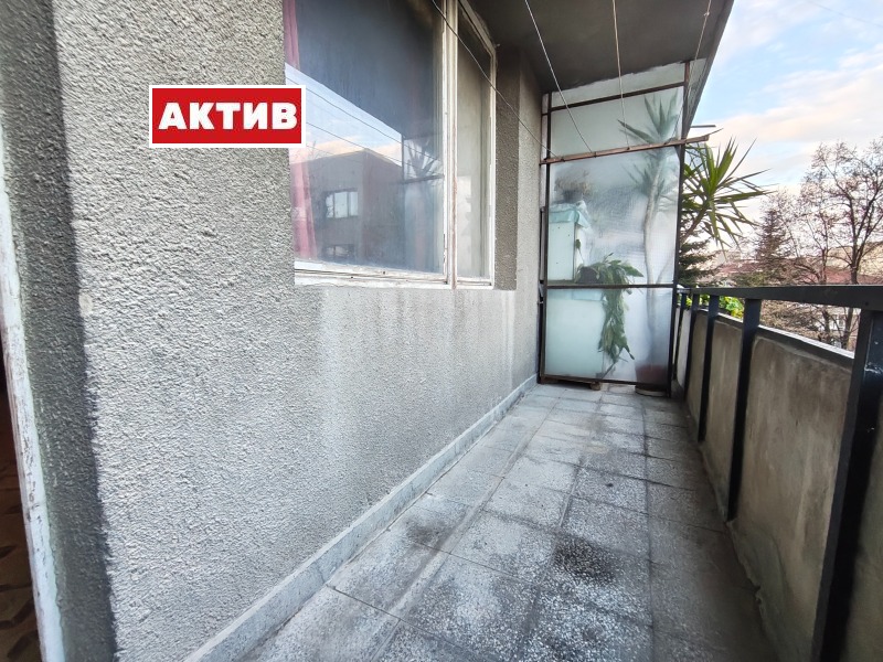 Продава 2-СТАЕН, гр. Търговище, Център, снимка 3 - Апартаменти - 53581272